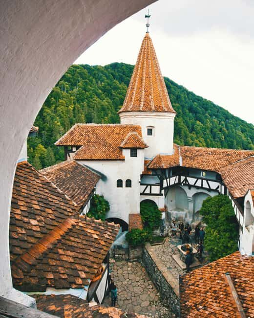 Tour: Bucharest to Peles & Dracula Castles & Medieval Brasov - Frequently Asked Questions