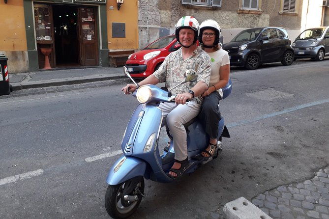 tour-by-vespa