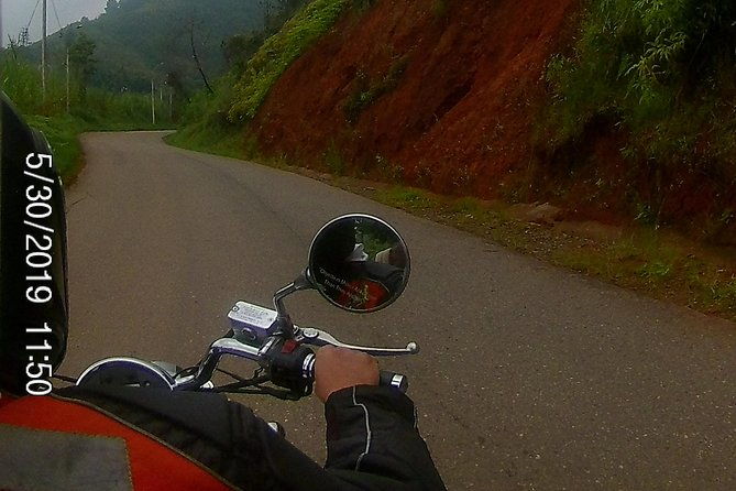 tour-cali-on-a-high-capacity-cruiser-motorcycle-cristo-rey-yanaconas