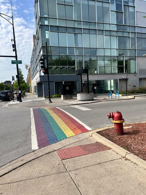 tour-chicago-lgbtq-style