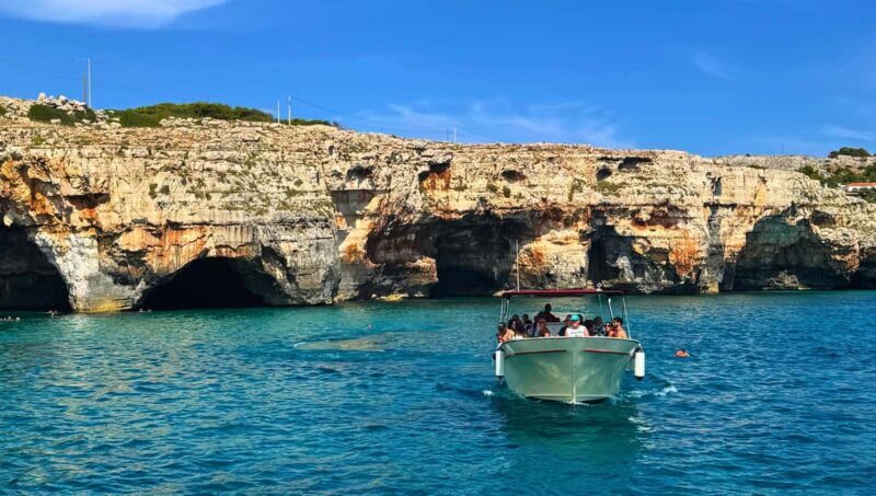 Tour di 2 ore alle Grotte di S. M. di Leuca - The Itinerary: What to Expect During Your 2-Hour Adventure