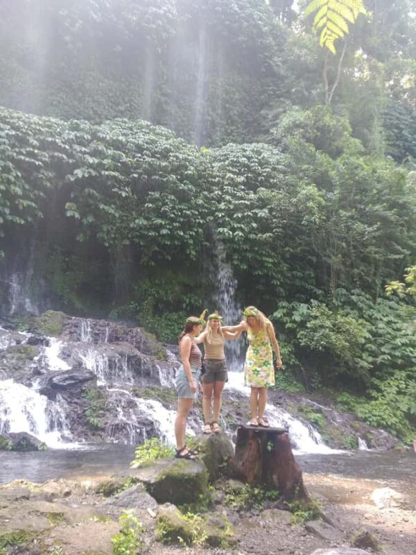 Tour exclusive waterfall Benang Stokel And Benang Kelambu - Key Points
