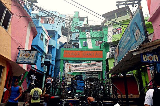 tour-favela-santa-marta