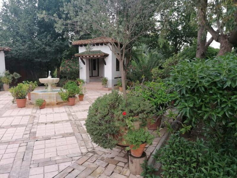 Tour from Alicante to Casa Morisca in Crevillente with Tea and Pastries in a Van - FAQs