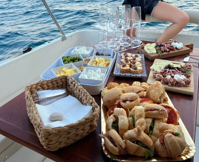 tour-from-amalfi-to-positano-by-boat