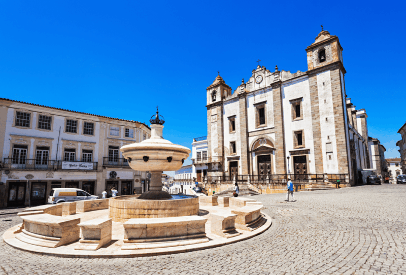 tour-from-lisbon-evora-and-alentejo-wines