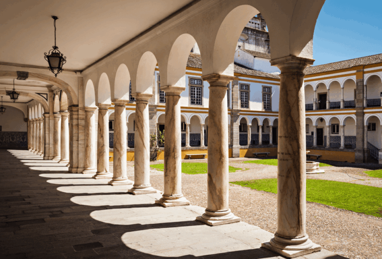 tour-from-lisbon-evora-and-alentejo-wines