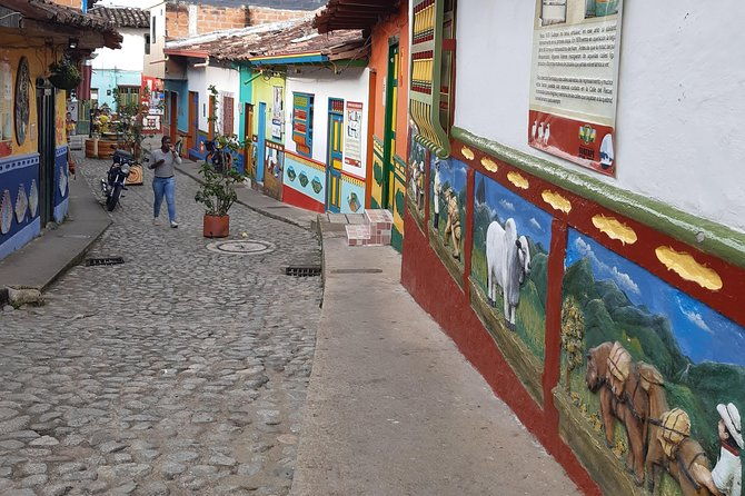 tour-guatape-and-coffee
