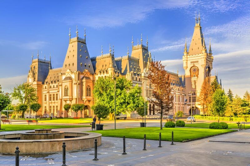 tour-guide-in-iasi-romania