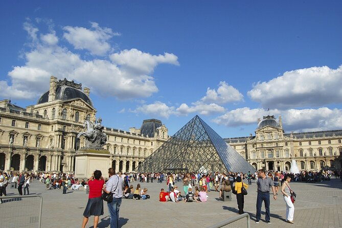 tour-guide-in-paris-visit-paris-with-your-official-guide