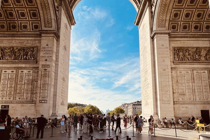 tour-guide-in-paris-visit-paris-with-your-official-guide