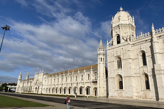 tour-in-lisbon-highlights-cristo-rei-and-belem