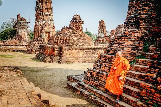 Tour in Maeklong Railway, Floating Market and Ayutthaya - Who Is This Tour Best For?