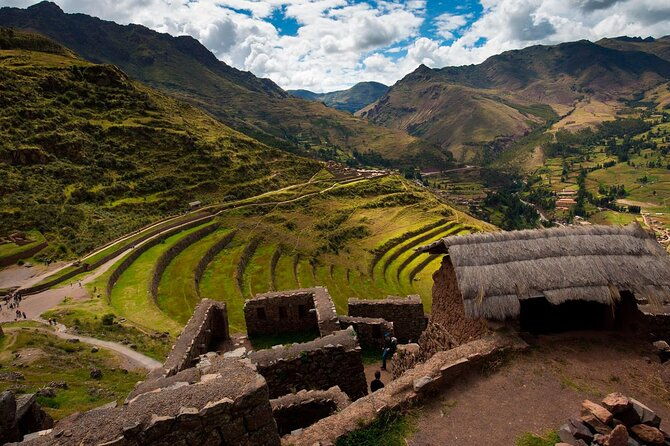 tour-in-pisac-and-ollantaytambo-with-visit-to-a-farm-and-andean-gourmet-food