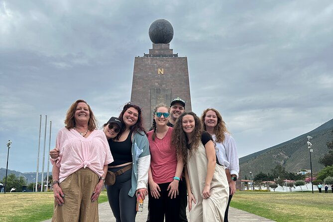 tour-in-quito-middle-of-the-world-cable-car-panecillo
