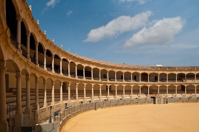 tour-in-ronda-with-guided-visit-and-setenil-de-las-bodegas