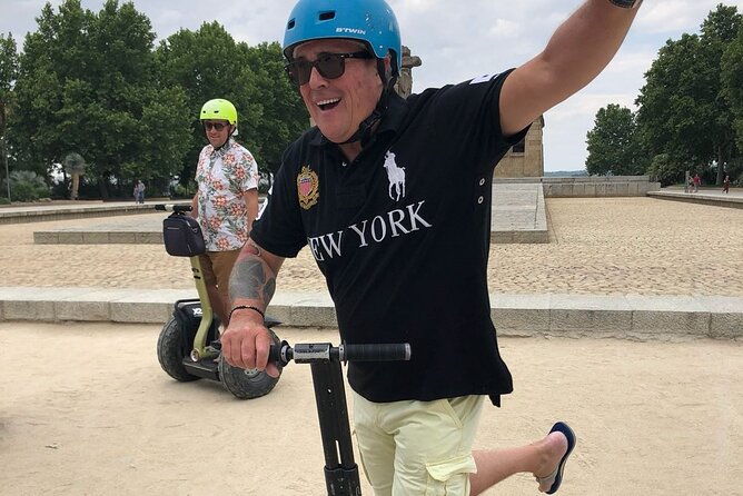 tour-in-segway-around-the-city-in-1-hour-2