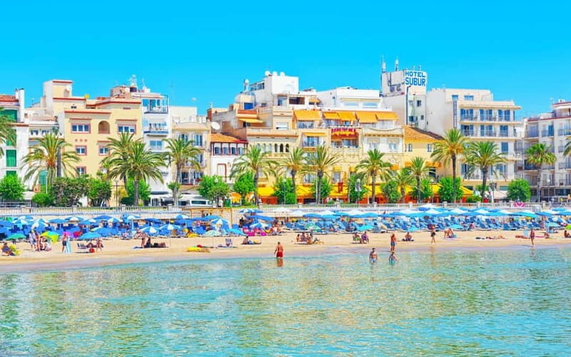 Tour in Sitges ( Bcn): Cultural diversity, tapas and beach - Key Points