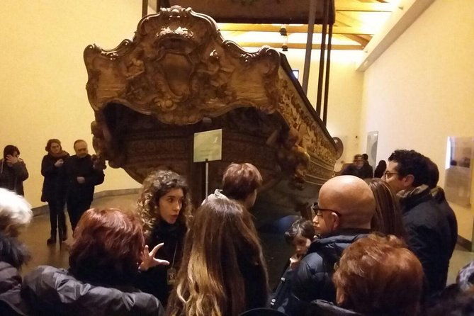 tour-in-the-charterhouse-of-st-martin-and-pedamentina-with-an-art-expert