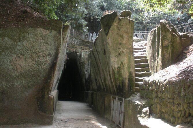 Tour in the ruins of Cuma with an archaeologist. - Exploring the Ruins of Cuma with an Archaeologist: A Deep Dive into Italy’s Oldest Greek Colony