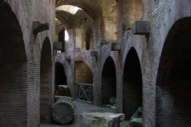 tour-in-the-ruins-of-pozzuoli-with-an-archaeolgist
