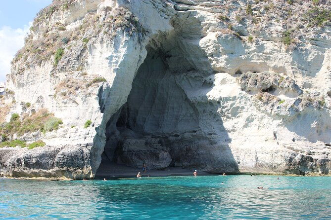 tour-in-the-splendid-coast-of-the-gods-all-day-relaxation-and-fun