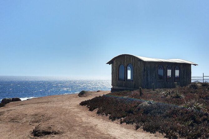 tour-isla-negra-house-of-pablo-neruda-and-pomaire-from-santiago