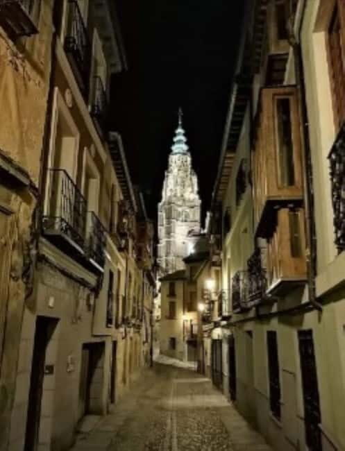 Tour Nocturno de Leyendas y Misterios con Subterráneo - Why This Tour Works for You