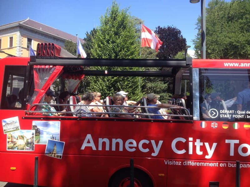 Tour of Annecy by convertible bus - Key Points  