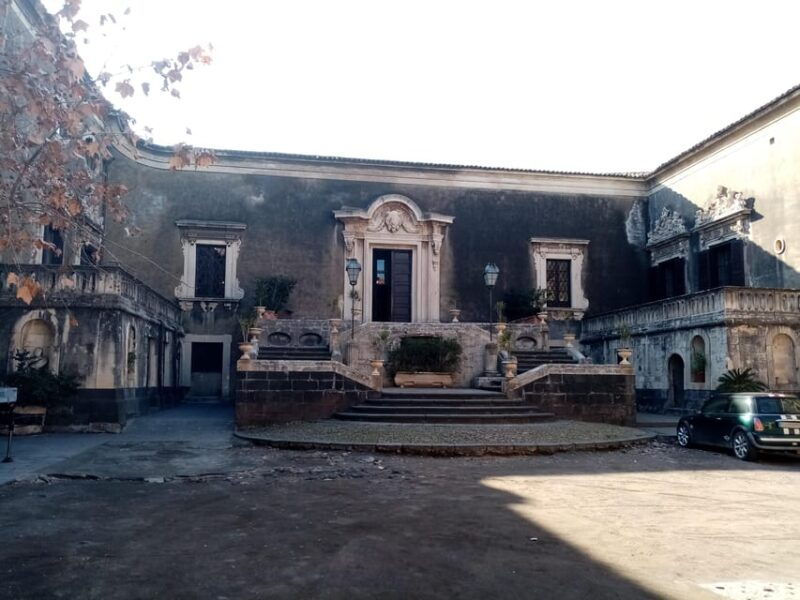 tour-of-catania-and-cyclops-riviera