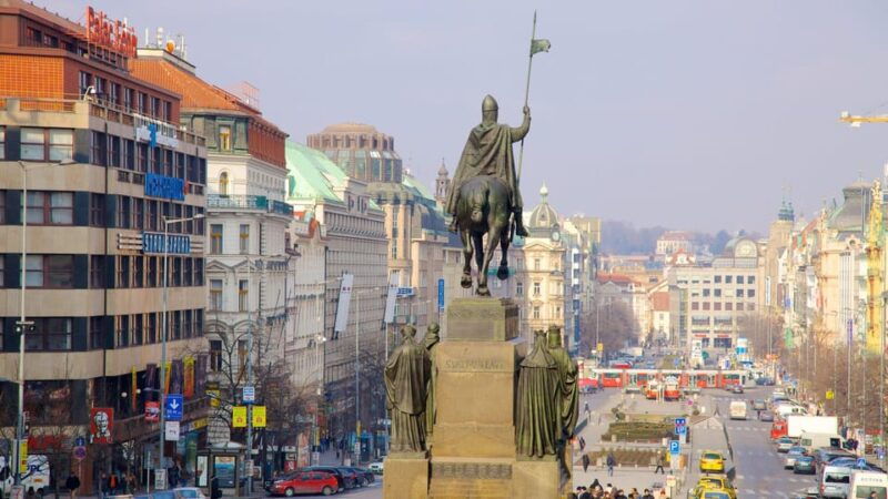 tour-of-communist-prague-and-nuclear-bunker