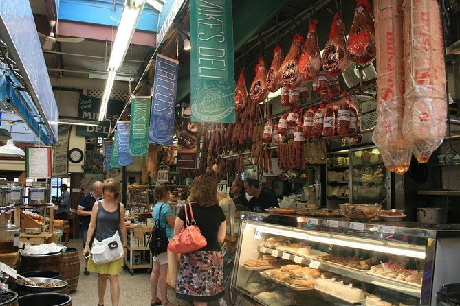 tour-of-contrasts-in-italian