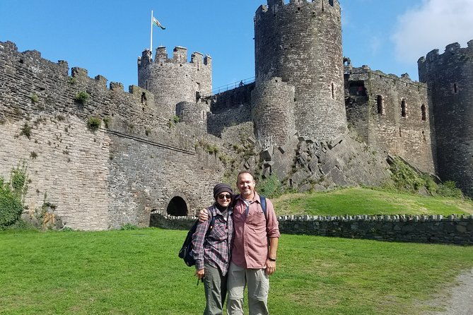 tour-of-conwy-castle-pick-up-from-holyhead-entrance-included