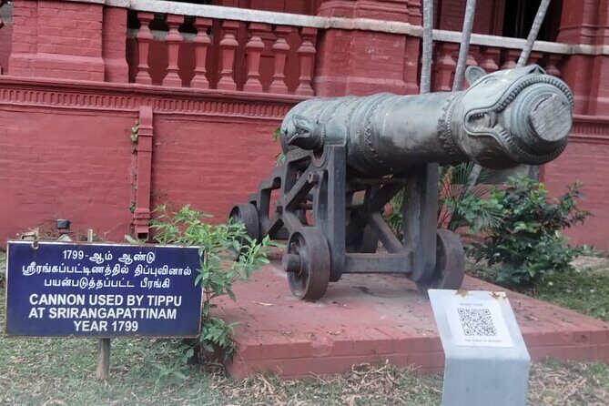 Tour of Egmore Museum and Connemara Library in private car - The Sum Up