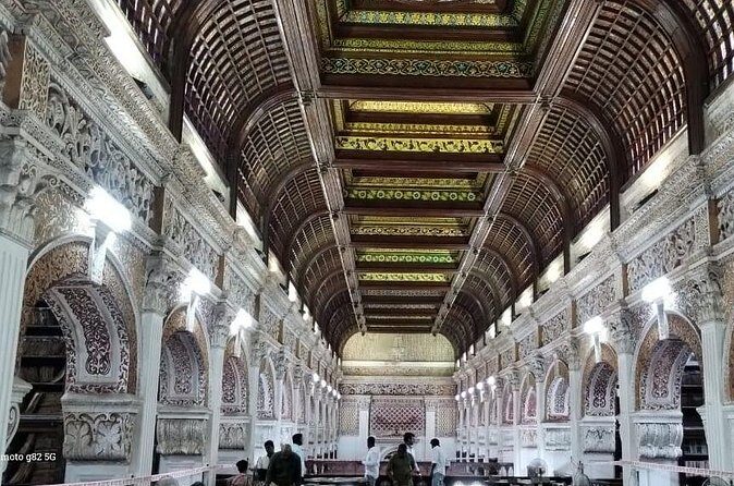 Tour of Egmore Museum and Connemara Library in private car - FAQ