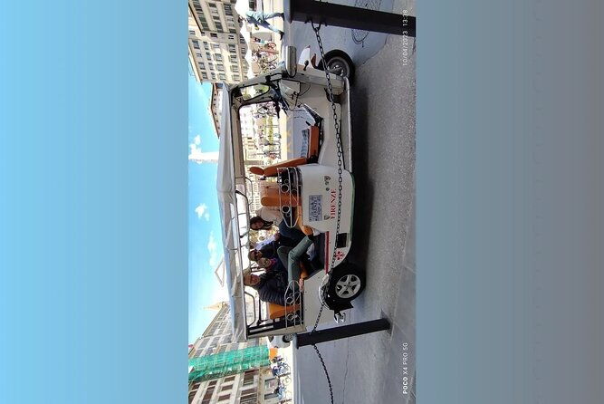 tour-of-florence-oldtown-in-golf-cart-etuktuk-minimum-2-pax-2