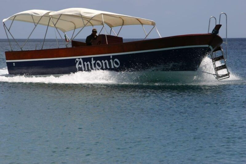tour-of-giardini-naxos-taormina-isola-bella-blue-grotto