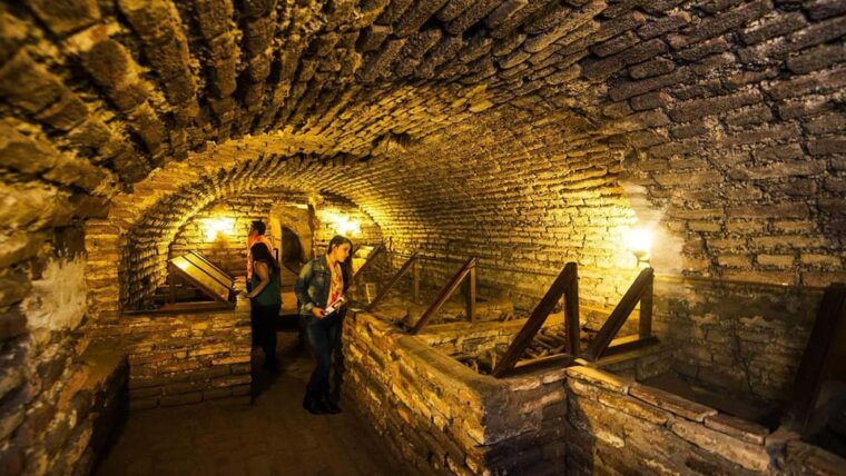 tour-of-lima-with-a-visit-to-the-catacombs-of-san-francisco