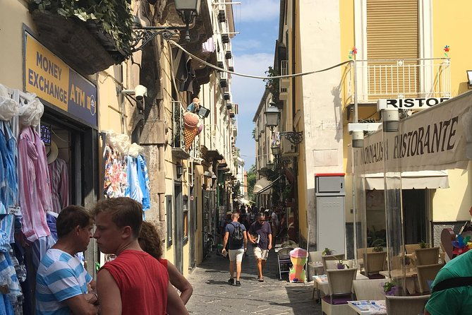 tour-of-mt-vesuviussorrentopompeii-full-day