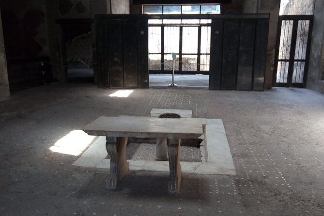 tour-of-naples-herculaneum-and-pompeii