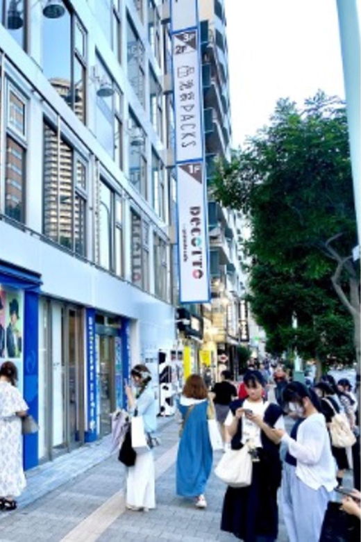 tour-of-one-of-the-worlds-largest-anime-and-manga-shops