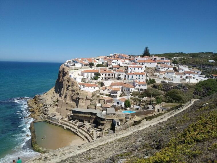 tour-of-pena-palace-azenhas-do-mar-cabo-da-roca-and-cascais