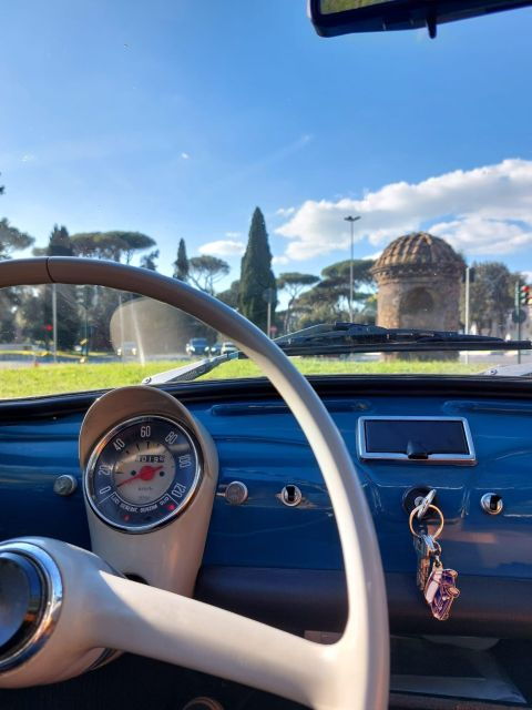 tour-of-rome-on-board-a-vintage-fiat-500