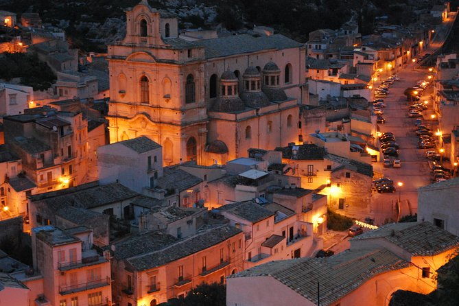 tour-of-sicily-to-visit-taormina-etnasyracusenotoragusa-with-private-driver