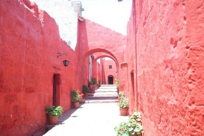 tour-of-southern-peru-in-group