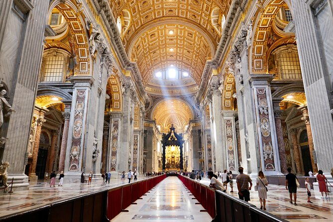 tour-of-st-peters-basilica-with-dome-climb-and-grottoes-in-a-small-group