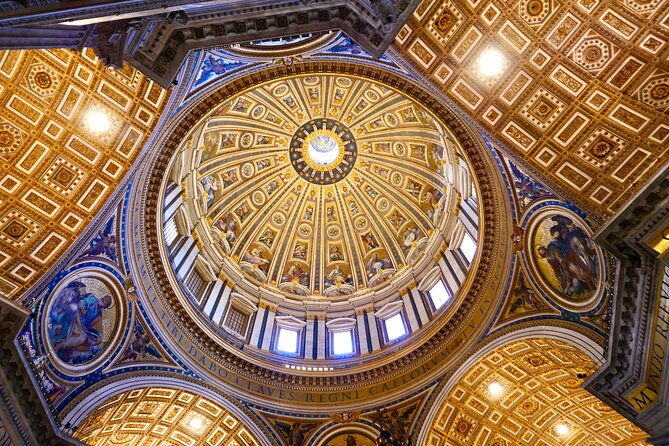 tour-of-st-peters-basilica-with-dome-climb-and-grottoes-in-a-small-group