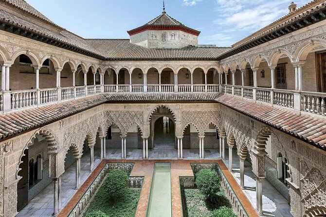 tour-of-the-alcazar-of-seville-2