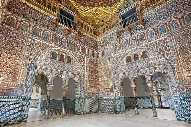 tour-of-the-alcazar-of-seville-2