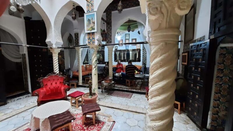 TOUR OF THE ALGER KASBAH WITH LUNCH IN A SMALL MOORISH PALACE - Key Points
